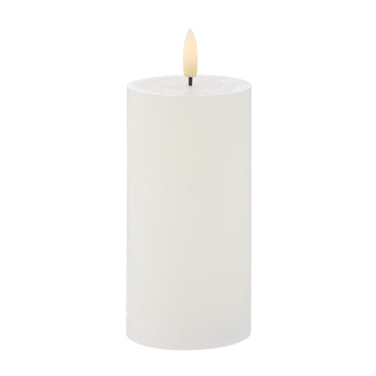 Hughe LED Flickering 15cm Candle - White