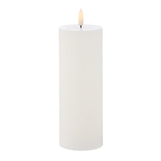 Hughe LED Flickering 20cm Candle - White